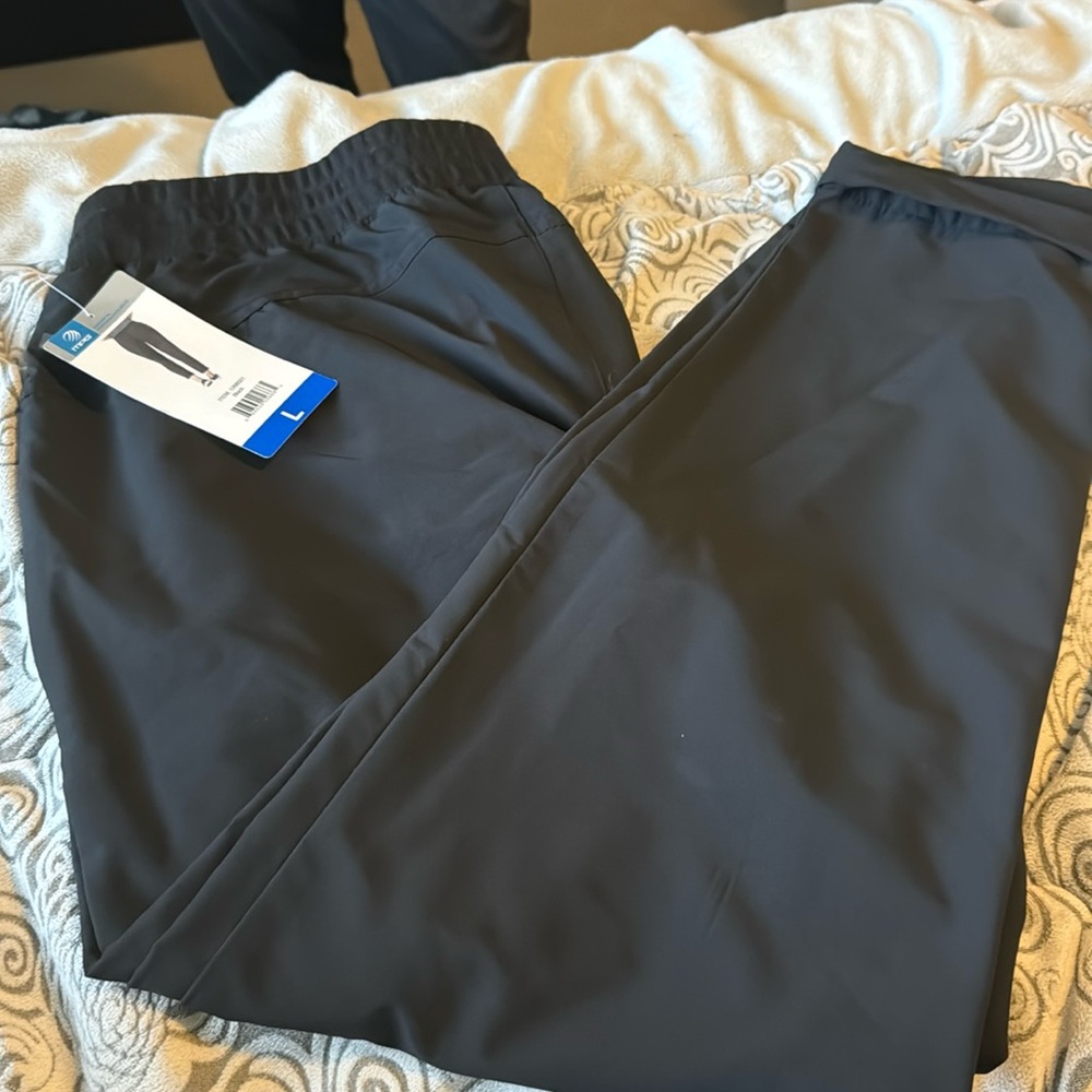 NWT - MPG BLACK PANTS - SIZE large